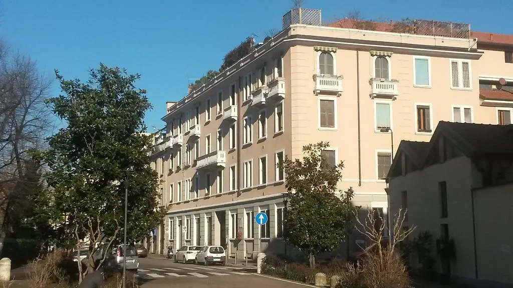 Apartment Appartamento Via Rovetta Milan